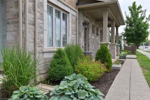 36-257 Parkside Dr, Waterdown, ON, L0R2H0 | Card Image