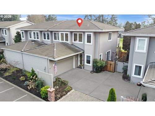 32082 Sw Charbonneau Dr, Wilsonville, OR, 97070-5479 | Card Image