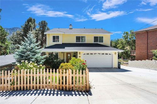 6284 Apple Vista Dr, Wrightwood, CA, 92397 | Card Image
