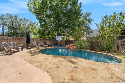 815 Maltese Gdn, San Antonio, TX, 78260-4067 | Card Image