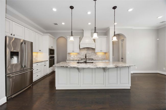 3806 Spruce Bend Ln, House other with 5 bedrooms, 5 bathrooms and 3 parking in Spring TX | Image 15