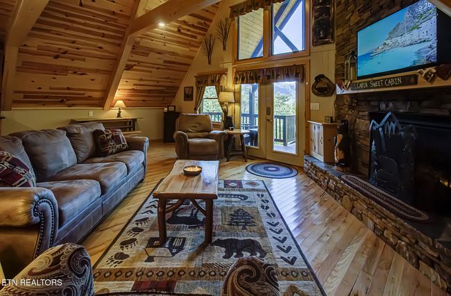 4564 Wilderness Plateau, House other with 2 bedrooms, 2 bathrooms and null parking in Pigeon Forge TN | Image 8
