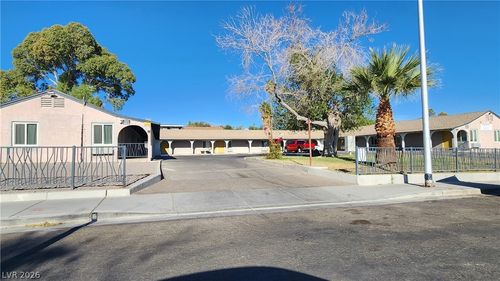 3-311 N 16th St, Las Vegas, NV, 89101-8338 | Card Image