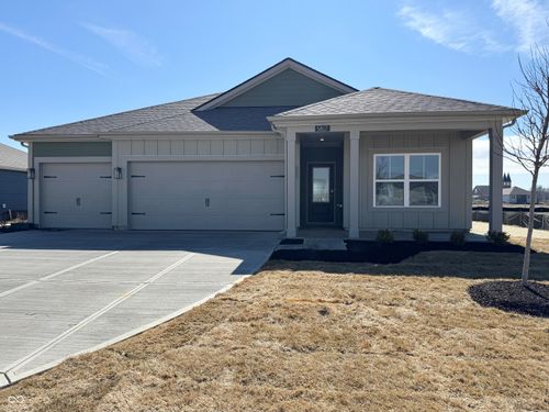 5817 Crotal Ave, Greenwood, IN, 46143-1757 | Card Image