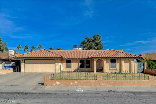 2215 Heavenly View Dr, Henderson, NV, 89014-5004 | Card Image