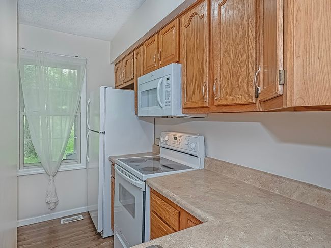 104 Meadowview Dr, Townhouse with 2 bedrooms, 2 bathrooms and 1 parking in Canonsburg PA | Image 6