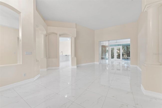 10310 Carroll Cove Pl, House other with 4 bedrooms, 4 bathrooms and null parking in Tampa FL | Image 7
