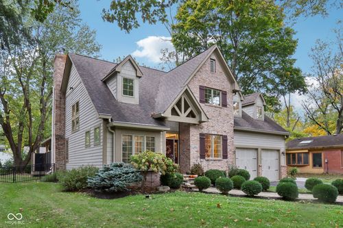 8418 N College Ave, Indianapolis, IN, 46240-2262 | Card Image