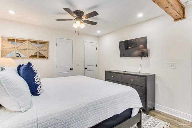 814 W Gonzalez St, House other with 3 bedrooms, 2 bathrooms and 1 parking in Pensacola FL | Image 20