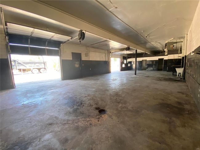 8420 Airport Rd, Home with 0 bedrooms, 0 bathrooms and null parking in Berkeley MO | Image 19