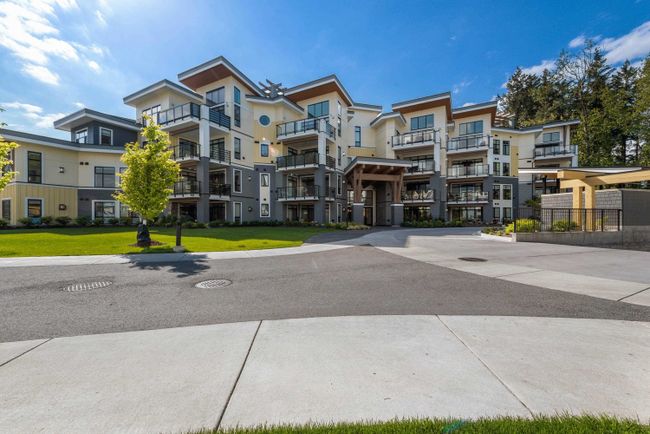 306 - 5384 Tyee Lane, Condo with 2 bedrooms, 2 bathrooms and 1 parking in Chilliwack BC | Image 1