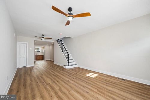 2602 S 10th St, PHILADELPHIA, PA, 19148-4404 | Card Image