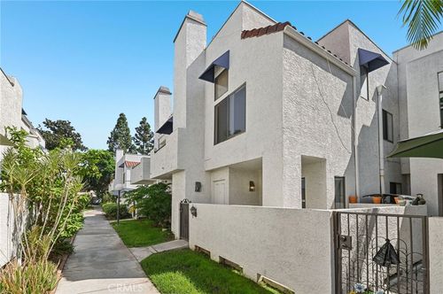 602 Park Shadow Ct, Baldwin Park, CA, 91706-3276 | Card Image