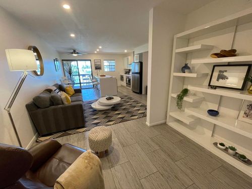 k14-5300 E Waverly Dr, Palm Springs, CA, 92264 | Card Image