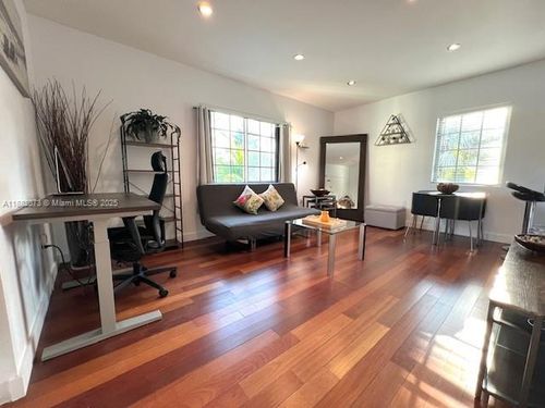 apt-11-815 Euclid Ave, Miami Beach, FL, 33139-5768 | Card Image