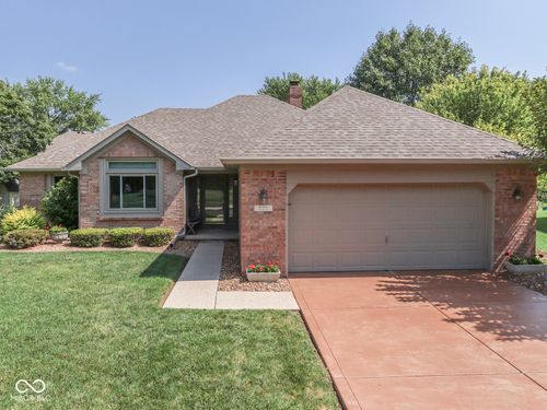 825 Bayside Dr, Greenwood, IN, 46143-3001 | Card Image