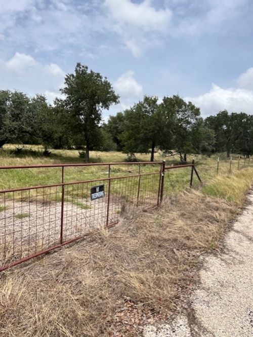 2 Pecan 2 Road, Florence, TX, 76527 | Card Image