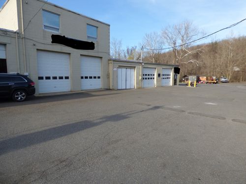 386 Danbury Rd, Wilton, CT, 06897-2510 | Card Image