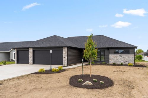 1308 Marsh Deer Run, Huntertown, IN, 46748-9563 | Card Image