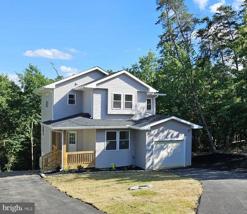 607 S Lakeview Dr, CROSS JUNCTION, VA, 22625-2487 | Card Image