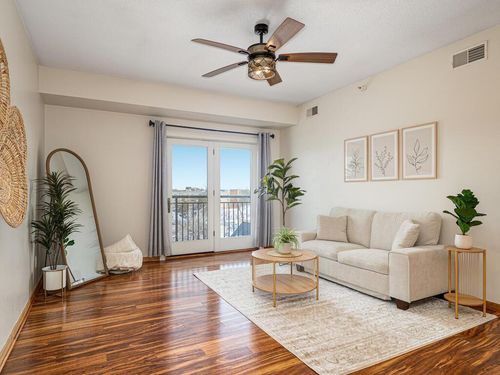 apt-413-2900 11th Ave S, Minneapolis, MN, 55407-5814 | Card Image