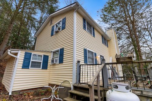 212 Creekside Dr, Dugspur, VA, 24325 | Card Image