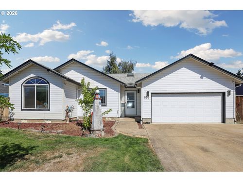 953 W 17th Ave, Junction City, OR, 97448-8307 | Card Image