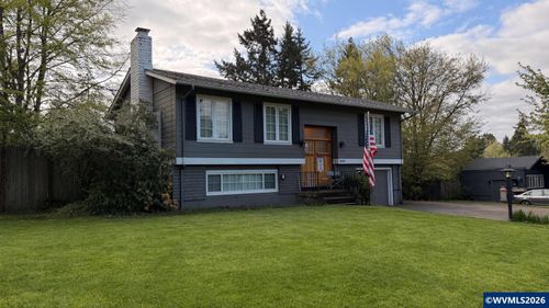 2055 Nw Crittenden Loop, Albany, OR, 97321-1111 | Card Image