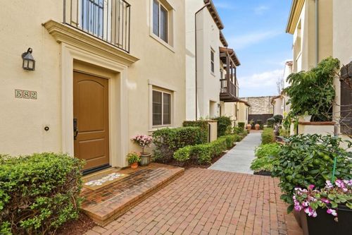 582 Ginkgo Ter, Fremont, CA, 94539-8373 | Card Image