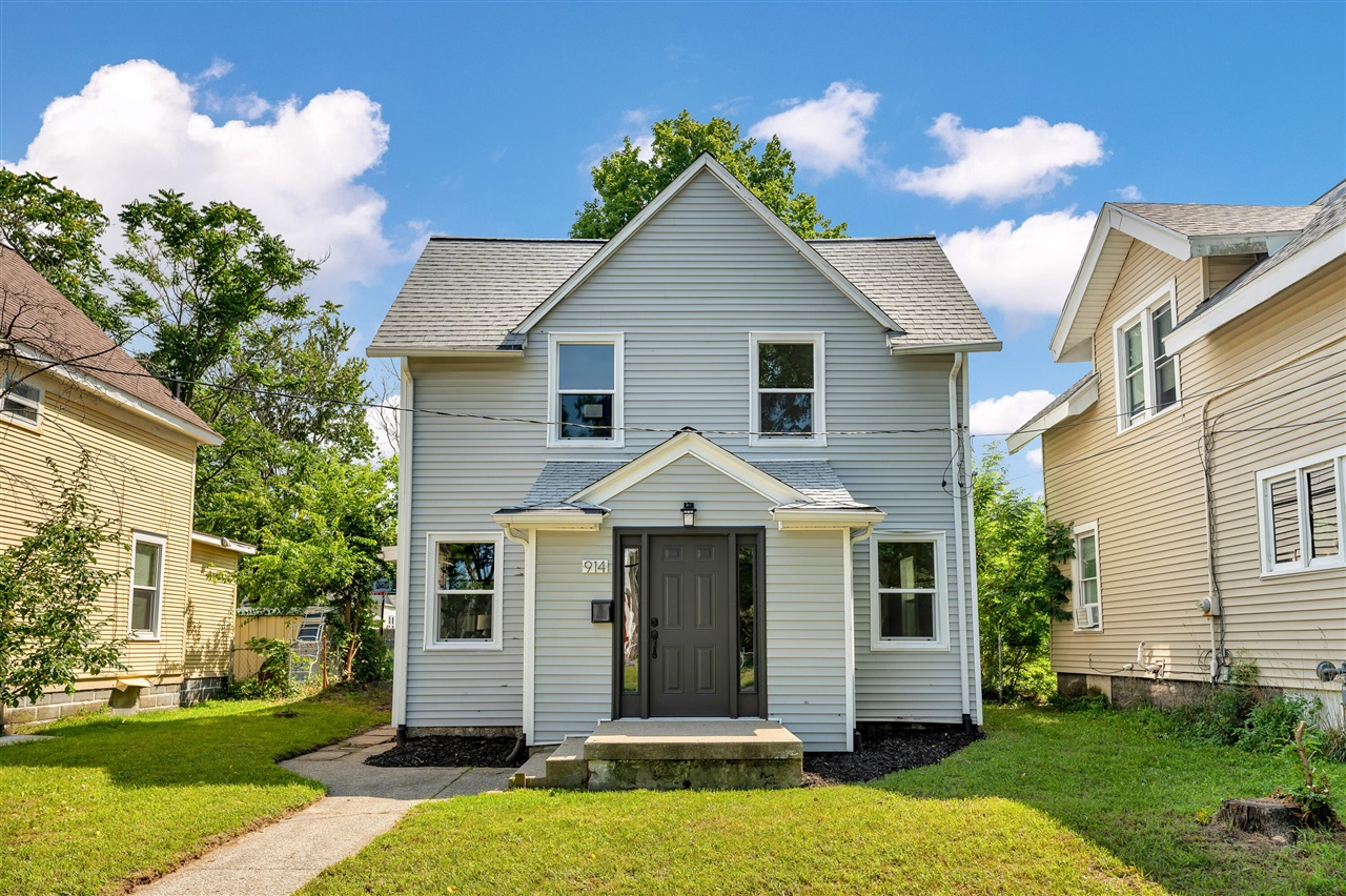 Oakhill St, Grand Rapids, MI 49507