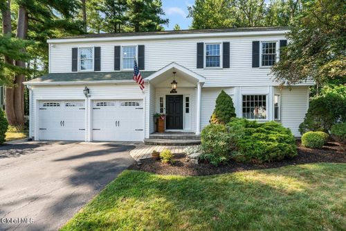 409 Lincoln Dr, Guilderland, NY, 12084-9545 | Card Image