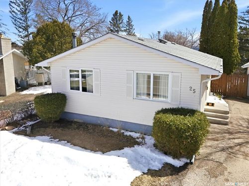 25 Tupper Crescent, Saskatoon, SK, S7L4N9 | Card Image