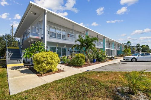 apt-1712-5861 42nd Ter N, KENNETH CITY, FL, 33709-5360 | Card Image