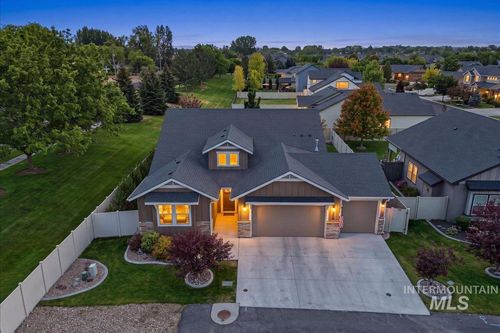4126 S Lava Springs Loop, Nampa, ID, 83686-6761 | Card Image