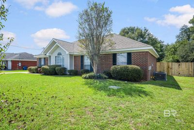 4950 W Copeland Island Drive, House other with 4 bedrooms, 2 bathrooms and 2 parking in Mobile AL | Image 3