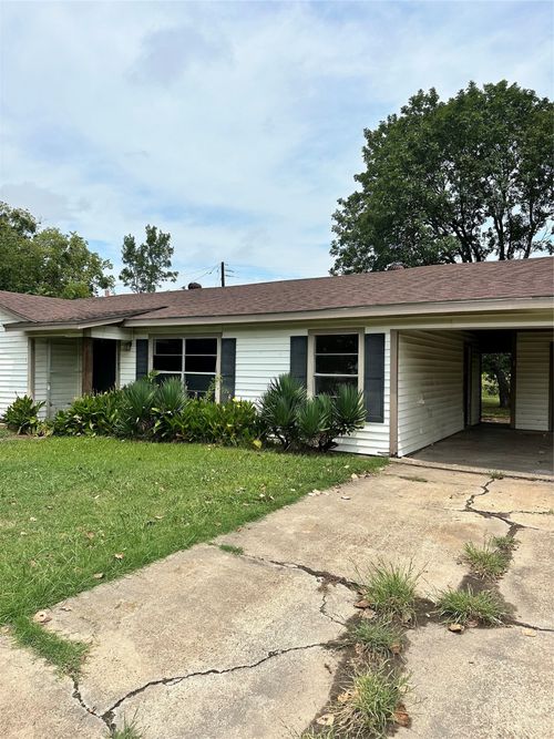 1030 Travis Cir, Cooper, TX, 75432-3602 | Card Image