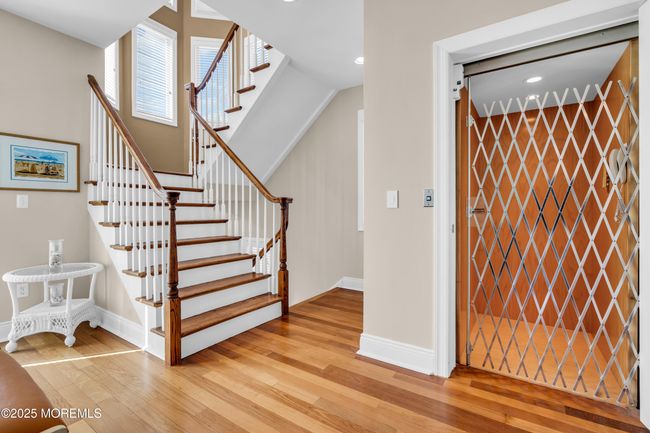 Elevator | Image 19