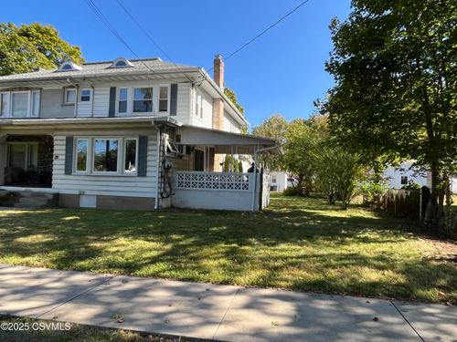 515 Center St, Coal Township, PA, 17866-1002 | Card Image