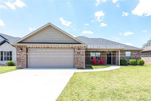 533 Brinley St, Tontitown, AR, 72762-4387 | Card Image