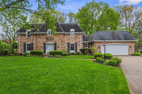 16 Lincolnshire Ave, Danville, IL, 61832-1609 | Card Image