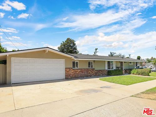 526 N Emerald Dr, Orange, CA, 92868 | Card Image
