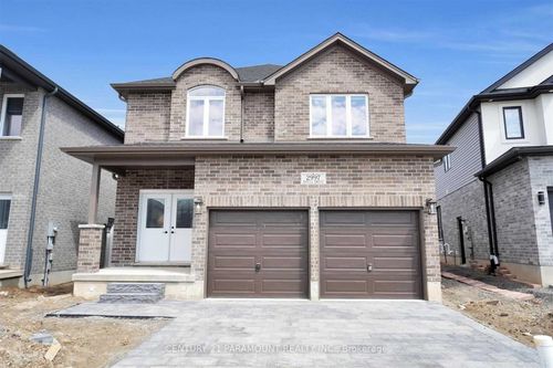 2997 Doyle Dr, London, ON, N6M0G8 | Card Image