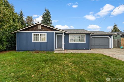 7631 273rd Street Nw, Stanwood, WA, 98292 | Card Image