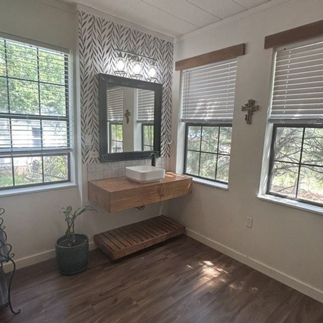 809 N 6th St, House other with 4 bedrooms, 2 bathrooms and 2 parking in Ballinger TX | Image 15