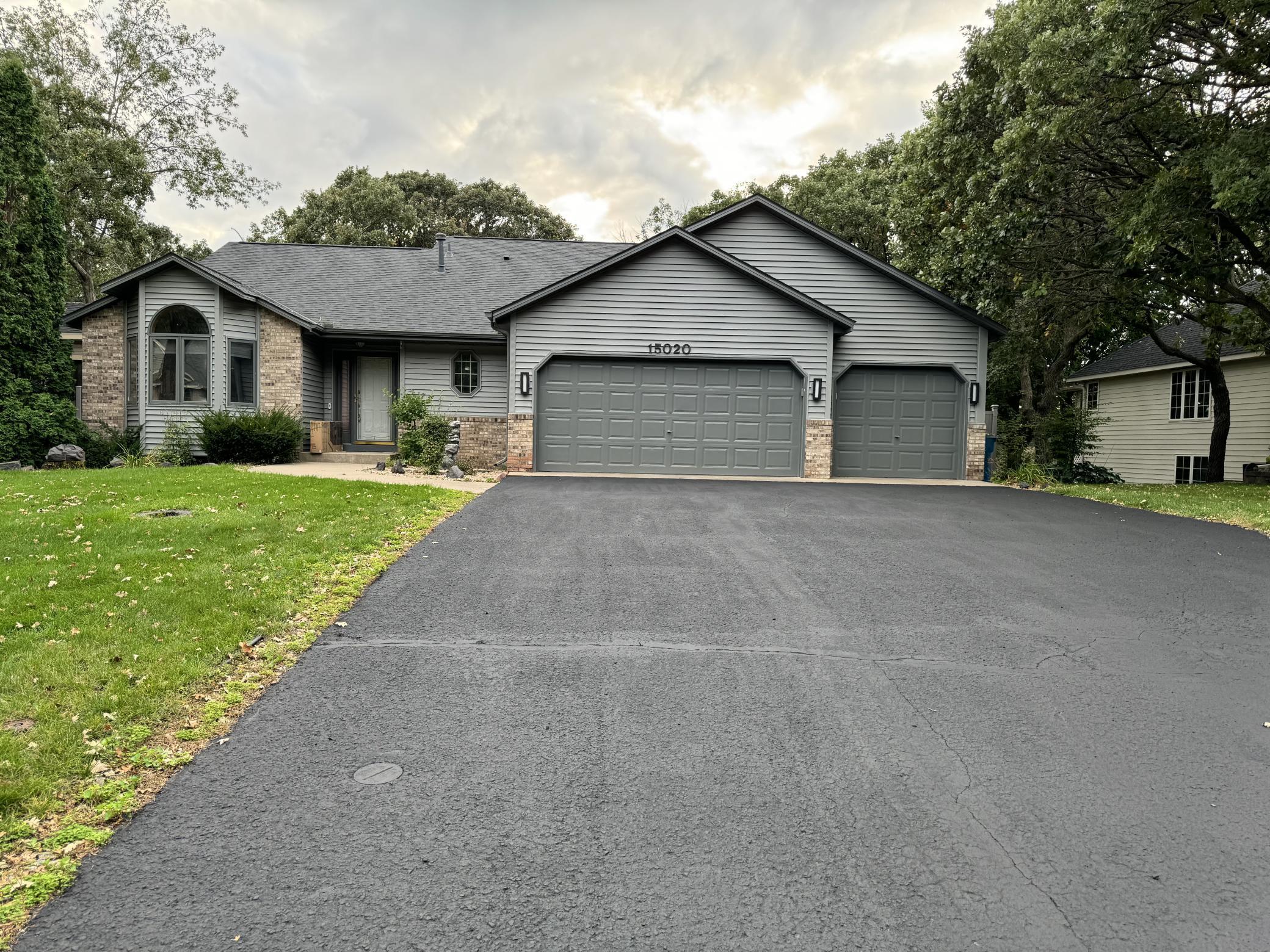 Drake St, Andover, MN 55304