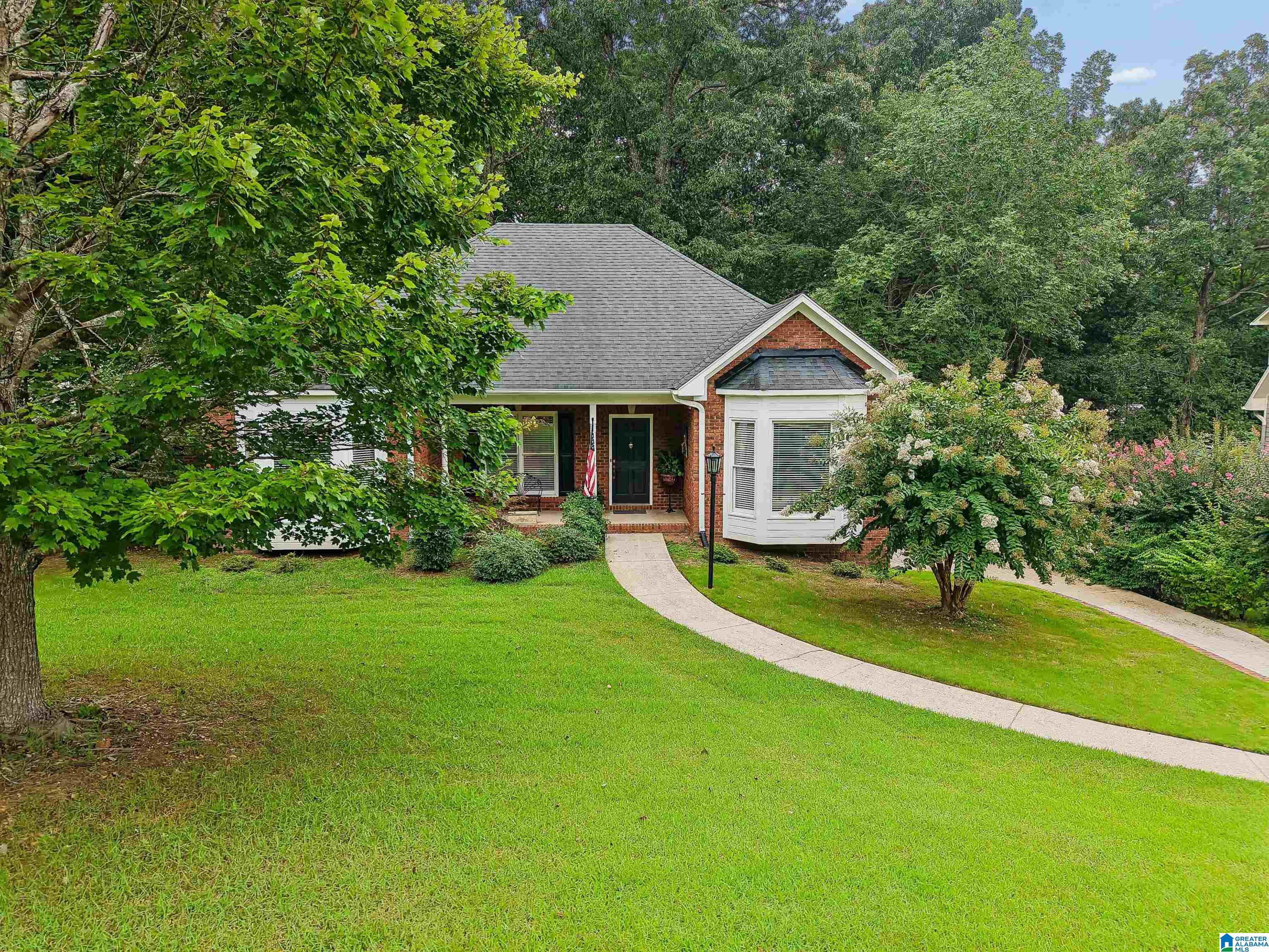 Residential in TRUSSVILLE 3