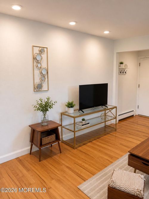 4b-735 Greens Ave, Long Branch, NJ, 07740-9010 | Card Image