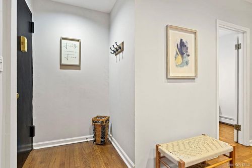 ll4-914 Wynnewood Rd, Pelham, NY, 10803-3050 | Card Image