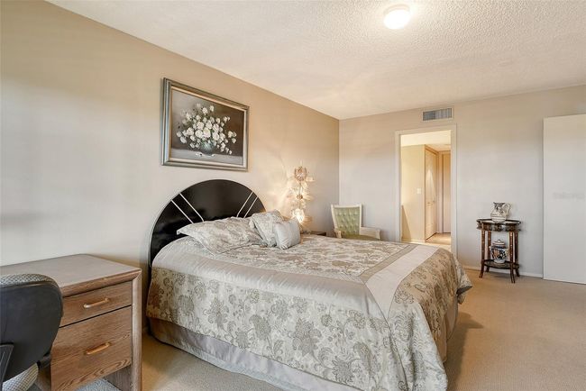 APT-310 - 835 S Osprey Ave, Condo with 2 bedrooms, 2 bathrooms and null parking in SARASOTA FL | Image 27