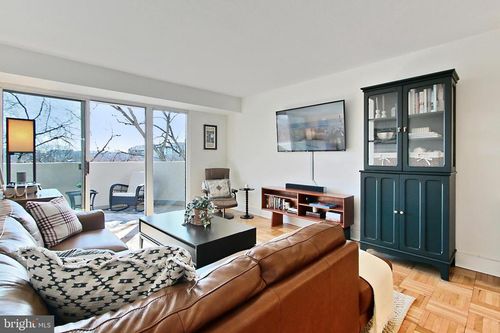 apt-730-700 7th St Sw, WASHINGTON, DC, 20024-2450 | Card Image